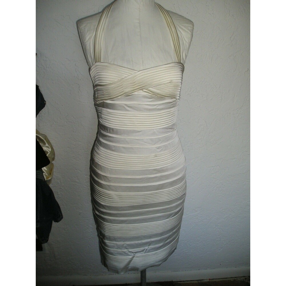 SUZI CHIN Maggy Boutique HALTER PIN UP Wiggle Dress  Cream Satin 8 RUNS SMALL
